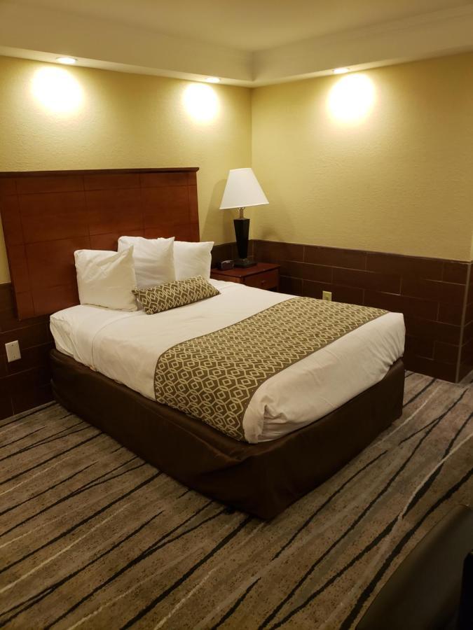 Hotel Baymont By Wyndham Pompton Plains/Wayne à Pequannock Extérieur photo