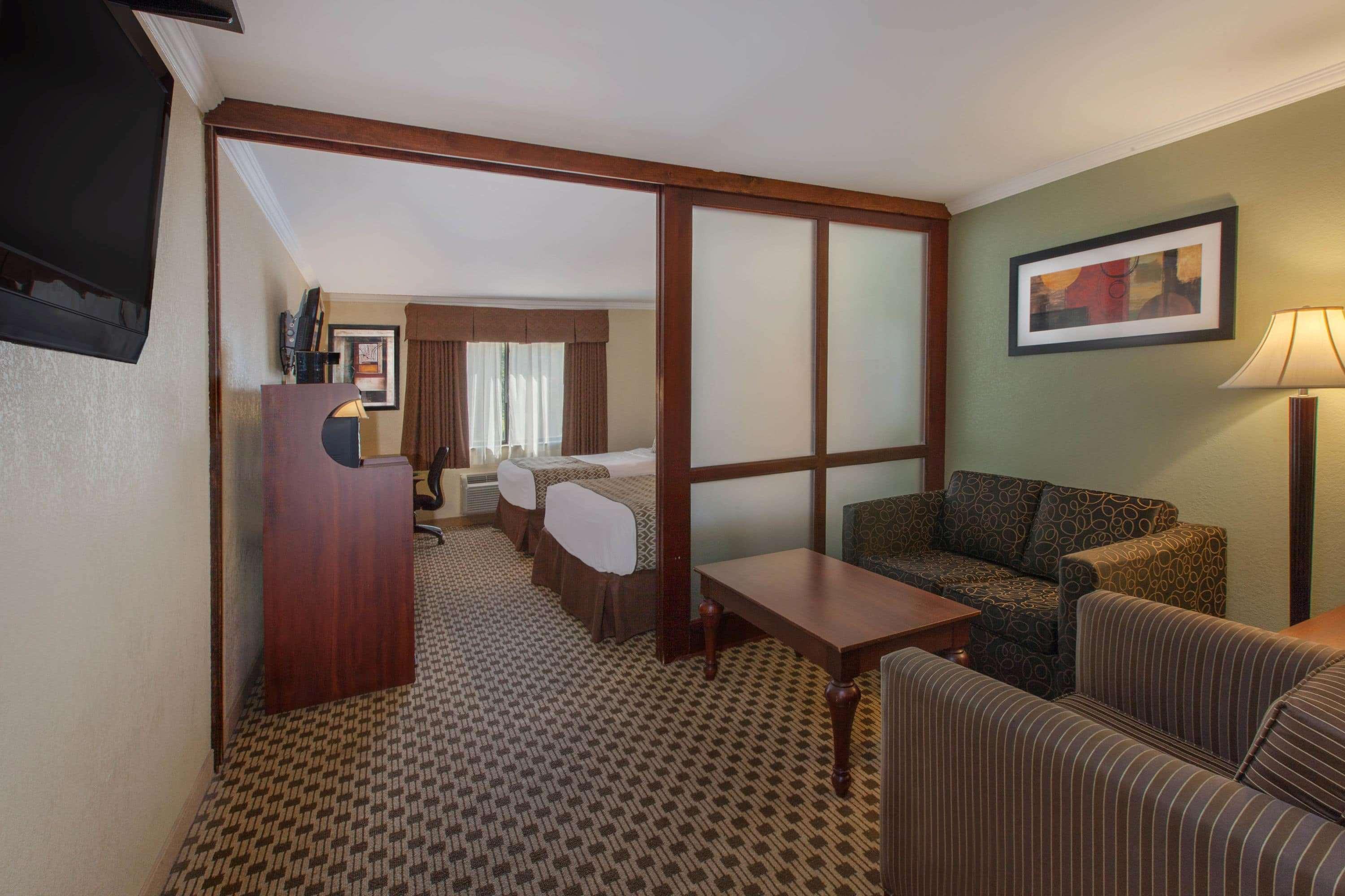Hotel Baymont By Wyndham Pompton Plains/Wayne à Pequannock Extérieur photo