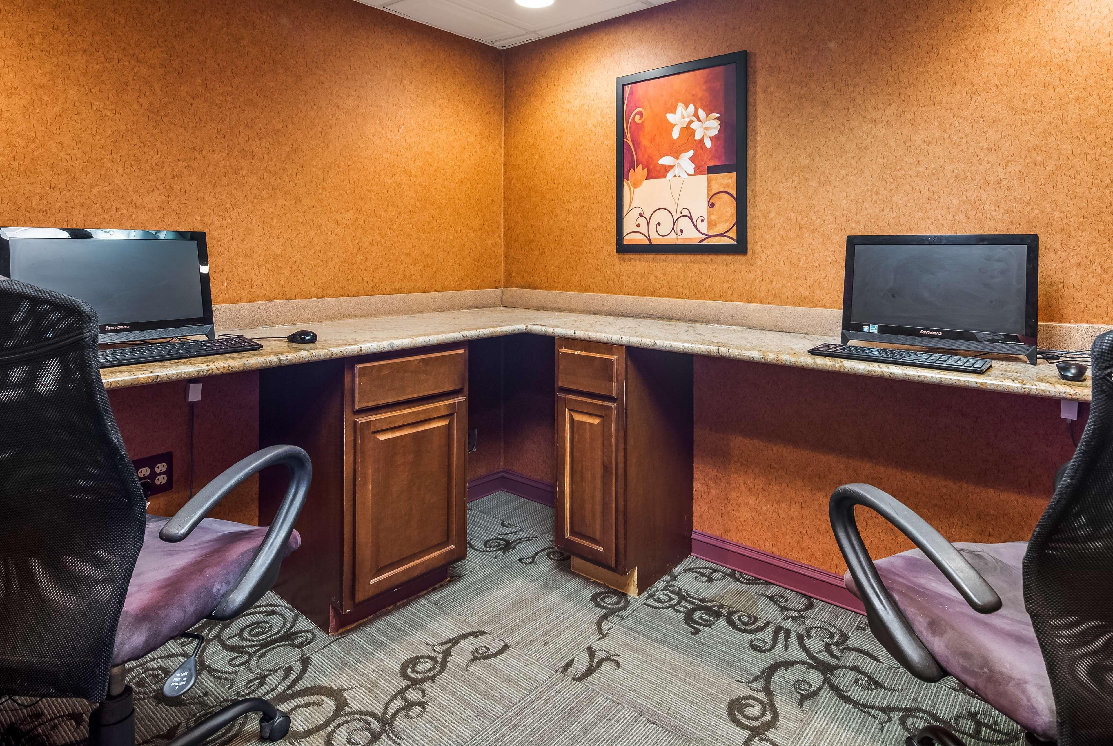 Hotel Baymont By Wyndham Pompton Plains/Wayne à Pequannock Extérieur photo